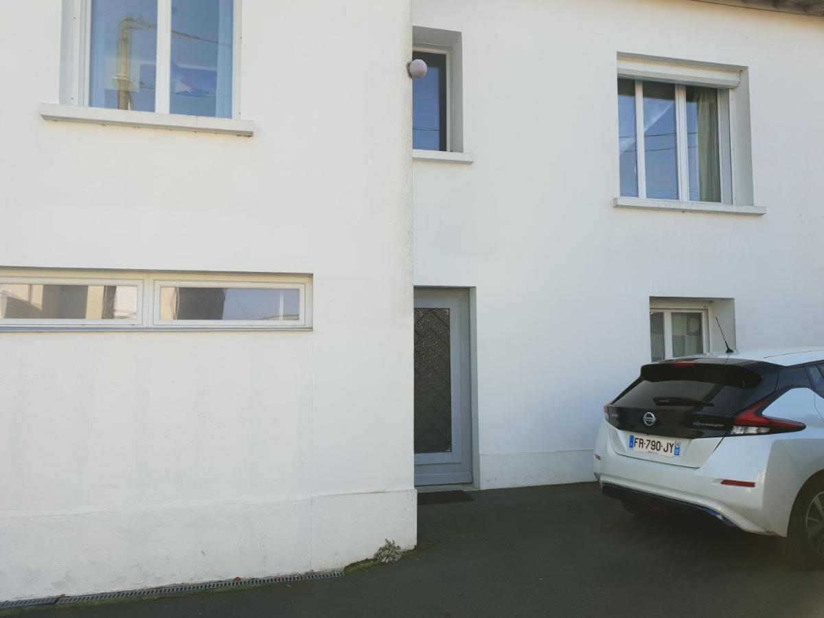 Nuits Oceanes A La Rochelle Avec Parking Privatif Apartment Exterior photo